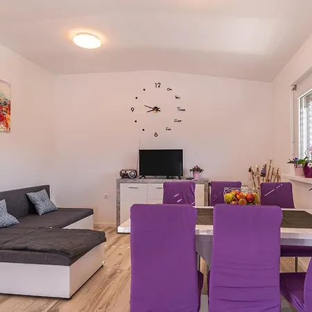 Zala With Jacuzzi - Happy Apartamento *