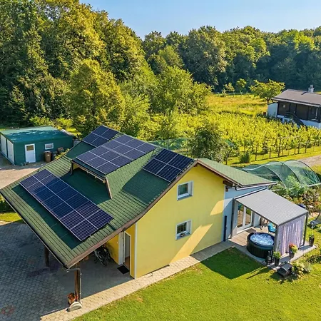 Zala House With Jacuzzi & Garden - Happy Moravske Toplice