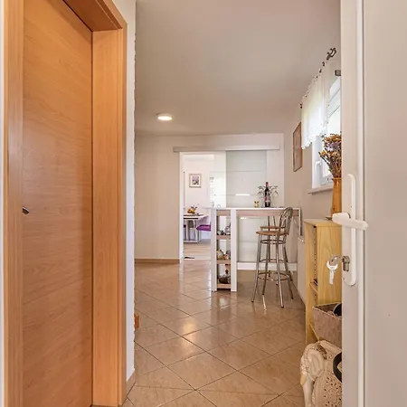 Zala House With Jacuzzi & Garden - Happy Apartmán
