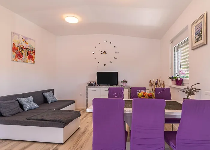 Zala With Jacuzzi - Happy شقة *