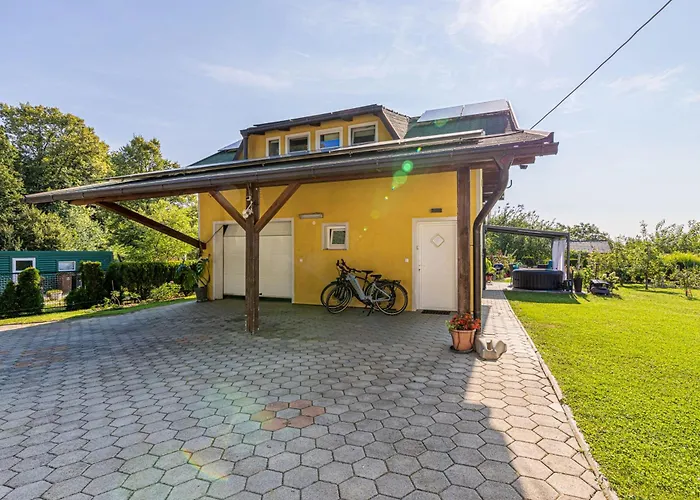 Zala With Jacuzzi - Happy * مورفسكه تيبليتسه